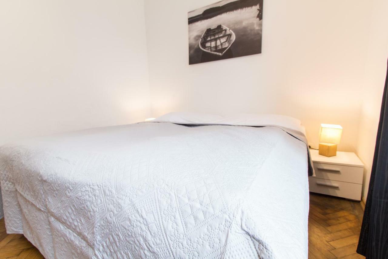 Apartment Veitingergasse Vienna Esterno foto