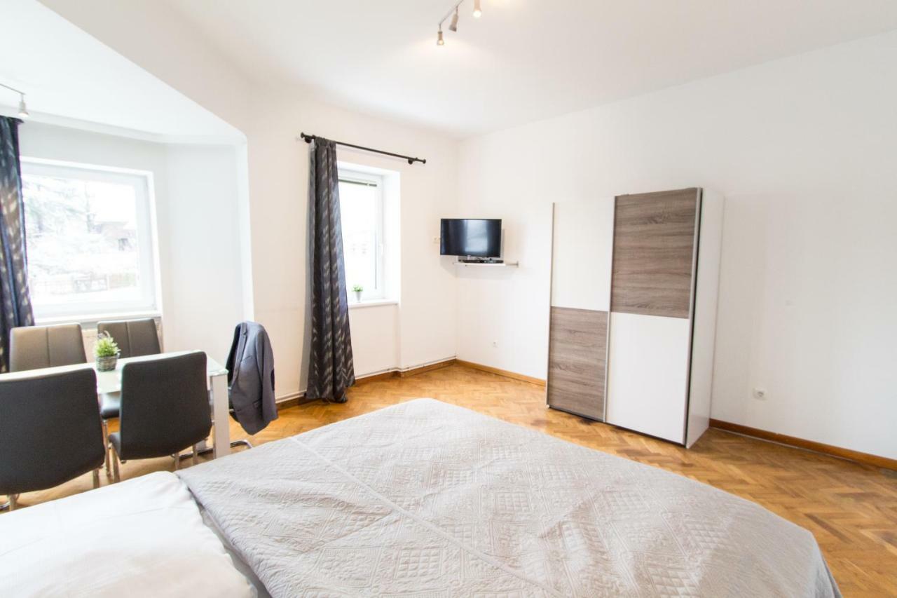 Apartment Veitingergasse Vienna Esterno foto