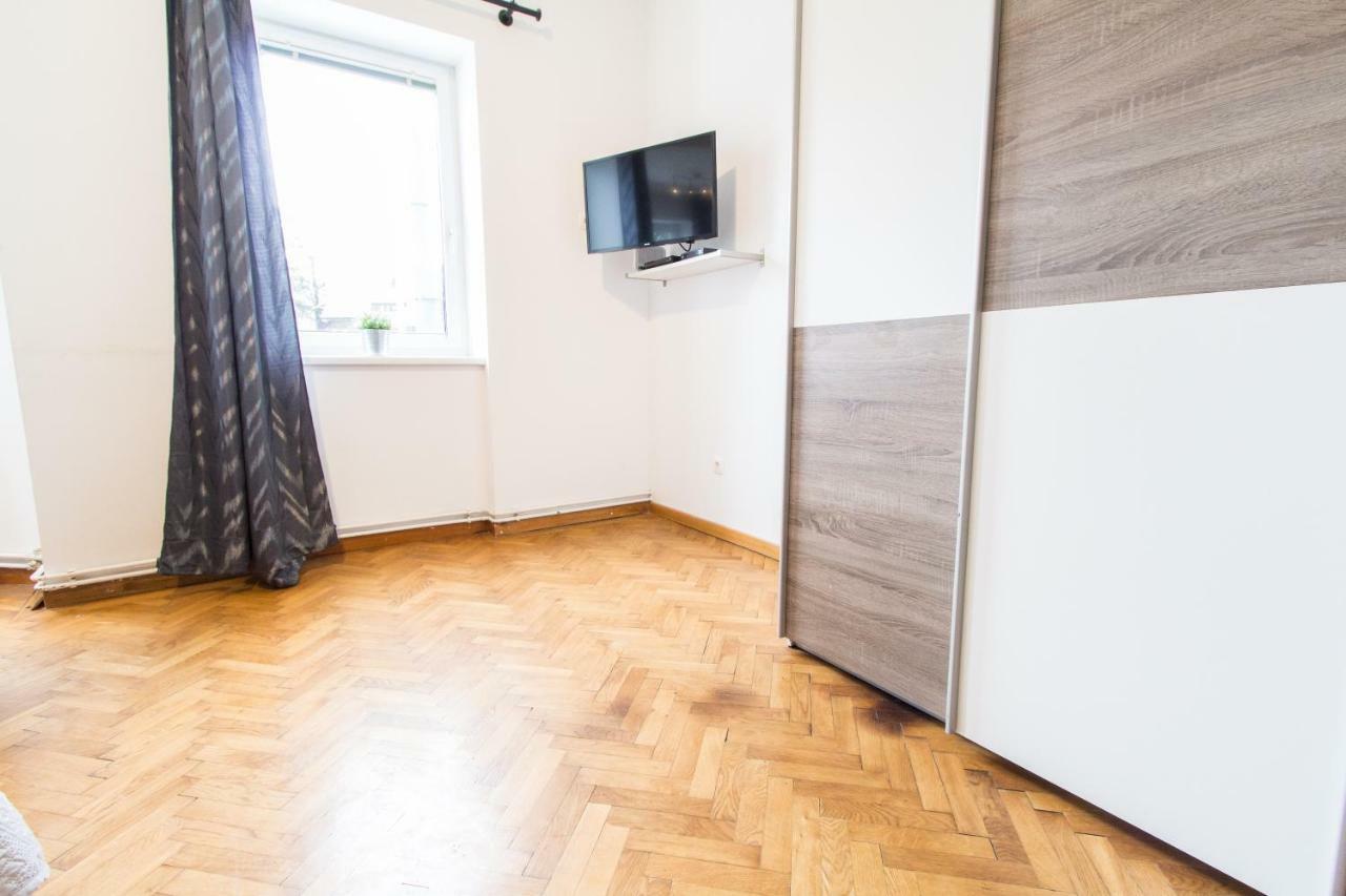 Apartment Veitingergasse Vienna Esterno foto